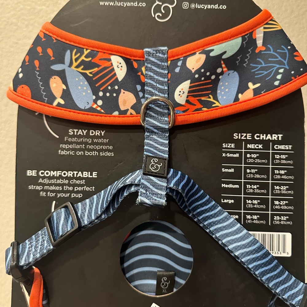 Lucy & Co.
Dog harness
Condition: New
Size: XL